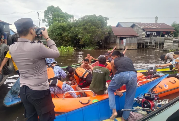 Tenggelam di Sungai Mahakam Muara Kaman Kaltim, Gadis 16 Tahun Ditemukan Meninggal Dunia 200 Meter dari TKP