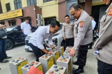 Aksi Maling Baterai Tower di Samarinda Kaltim, Modus Nyamar Jadi Petugas Telkom