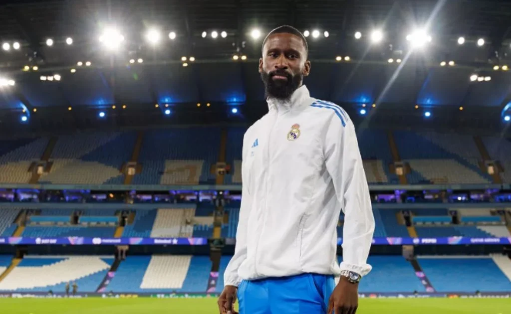 Bek Real Madrid, Antonio Rudiger. (realmadrid.com)