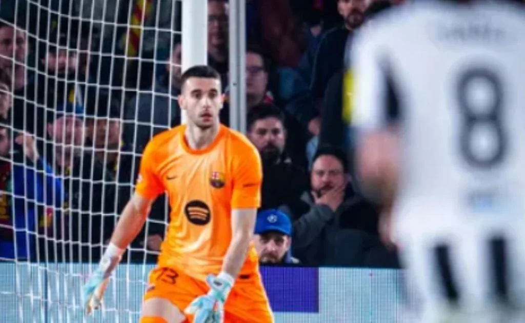 Kiper utama Barcelona, Joan Garcia. (fcbarcelona.com)