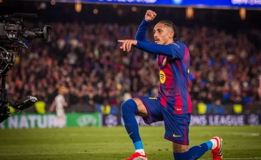 Selebrasi penyerang Barcelona, Rapinha. (fcbarcelona.com)