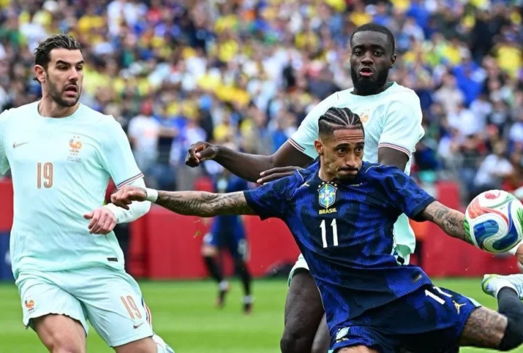 Rapinha Jadi Pilihan Utama Skuad Brasil di Piala Dunia