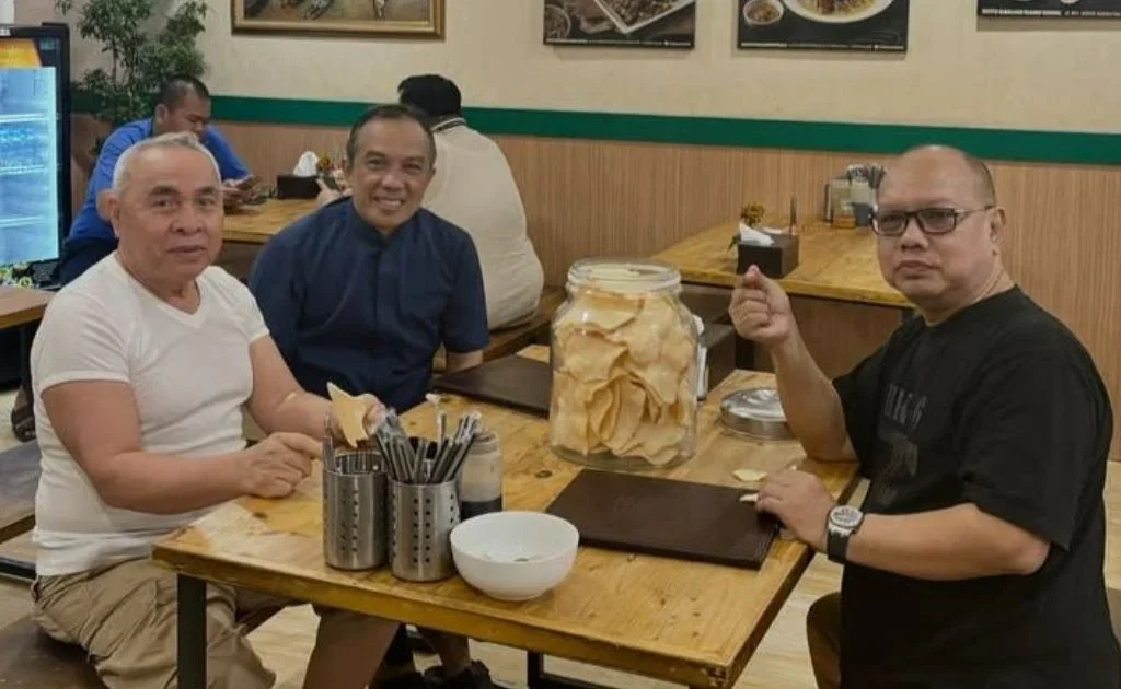 Penampilan sederahana Gubernur Kaltim 2019/2024 Isran Noor. (instagram/@sotokuin_abahsuhai)