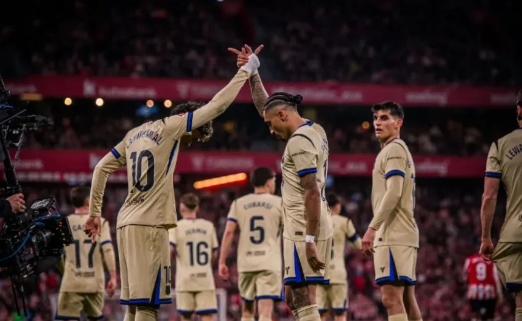 Selebrasi Lamine Yamal, bersama Rapinha. (fcbarcelona.com)