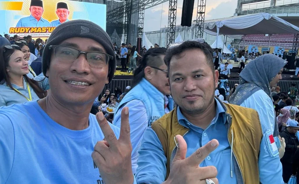 Anggota TAGUPP Kaltim, Sudarno, bersama Gubernur Kaltim Rudy Mas'ud saat masa kampanye 2024 lalu. (facebook/Sudarno SE)