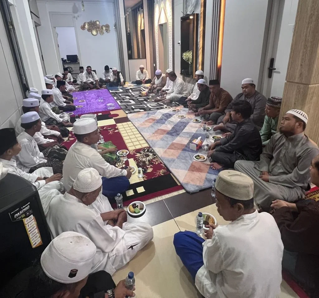 Kegiatan sosial dan buka bersama yang dilakukan PT PASN dan PT PMB bersama Yayasan Hubbul Yatama Walmasakin, Sabtu (28/2/2026).