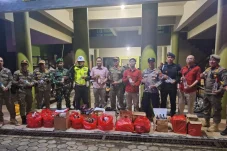 Jaga Kesucian Ramadan, Petugas Patroli Gabungan Sita 308 Botol Miras dalam 2 Jam 