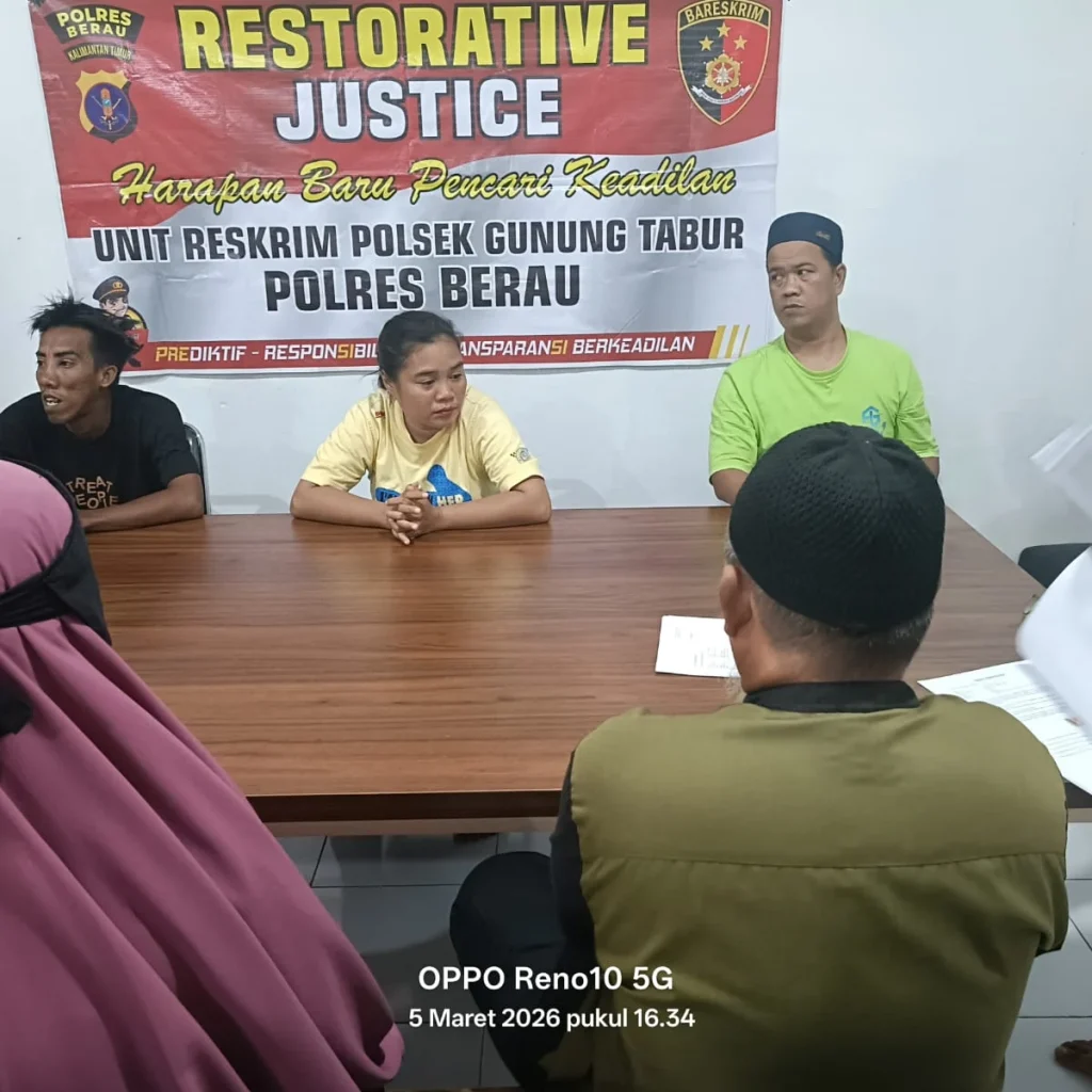 Proses restorative justice pencurian pepaya di Polsek Gunung Tabur, Kamis (5/3/2026).