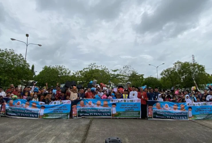 Wisata Belanja Ramadan PT PAMA, Ketika 350 Anak Yatim Memilih Baju Lebaran Sendiri