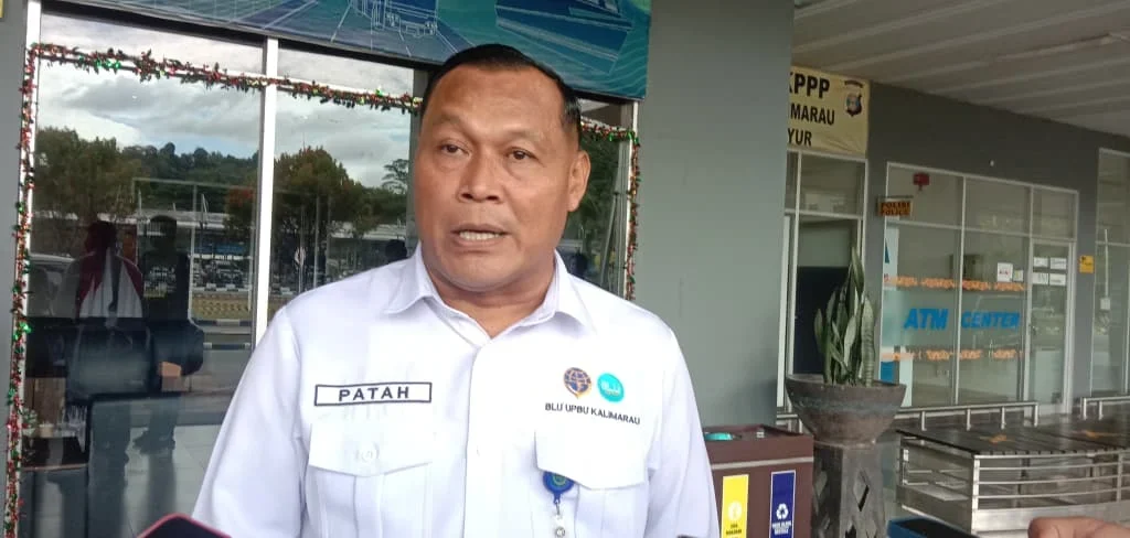 Kepala Bandara Kalimarau Berau, Patah Atabri.