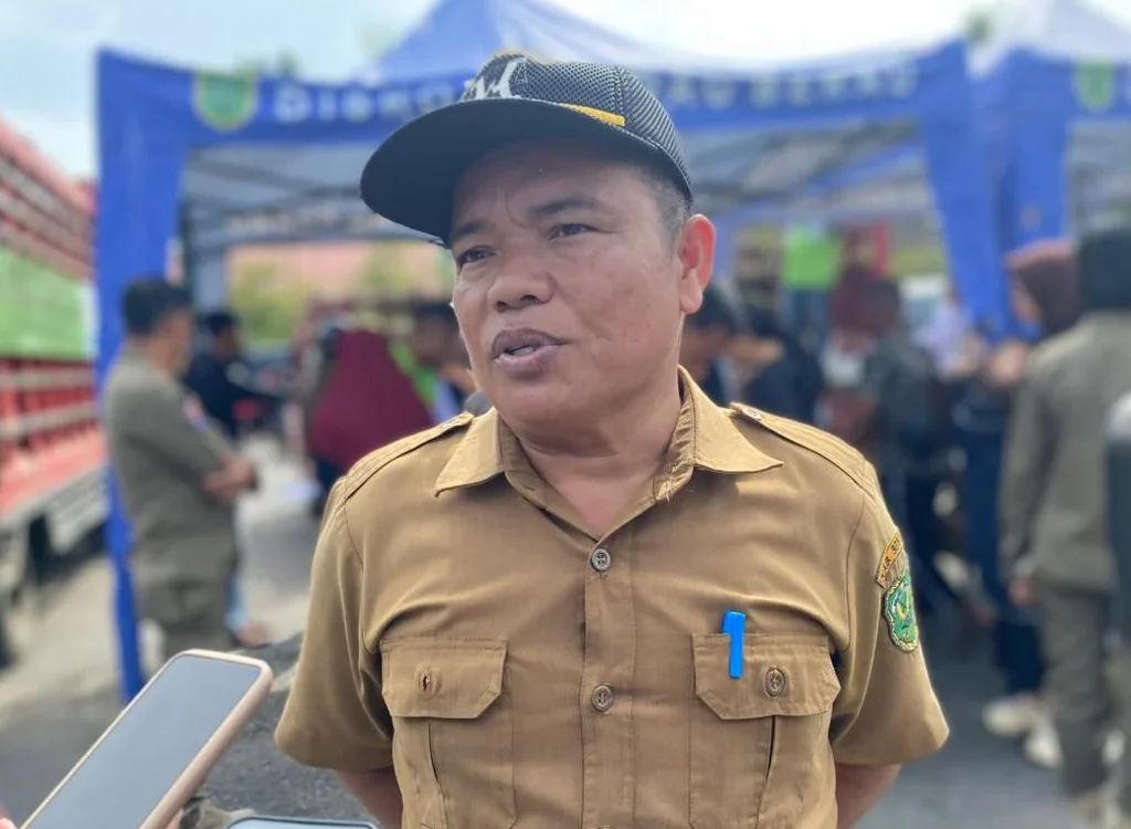Kepala Bidang Bina Usaha dan Perdagangan Diskoperindag Berau, Hotlan Silalahi.