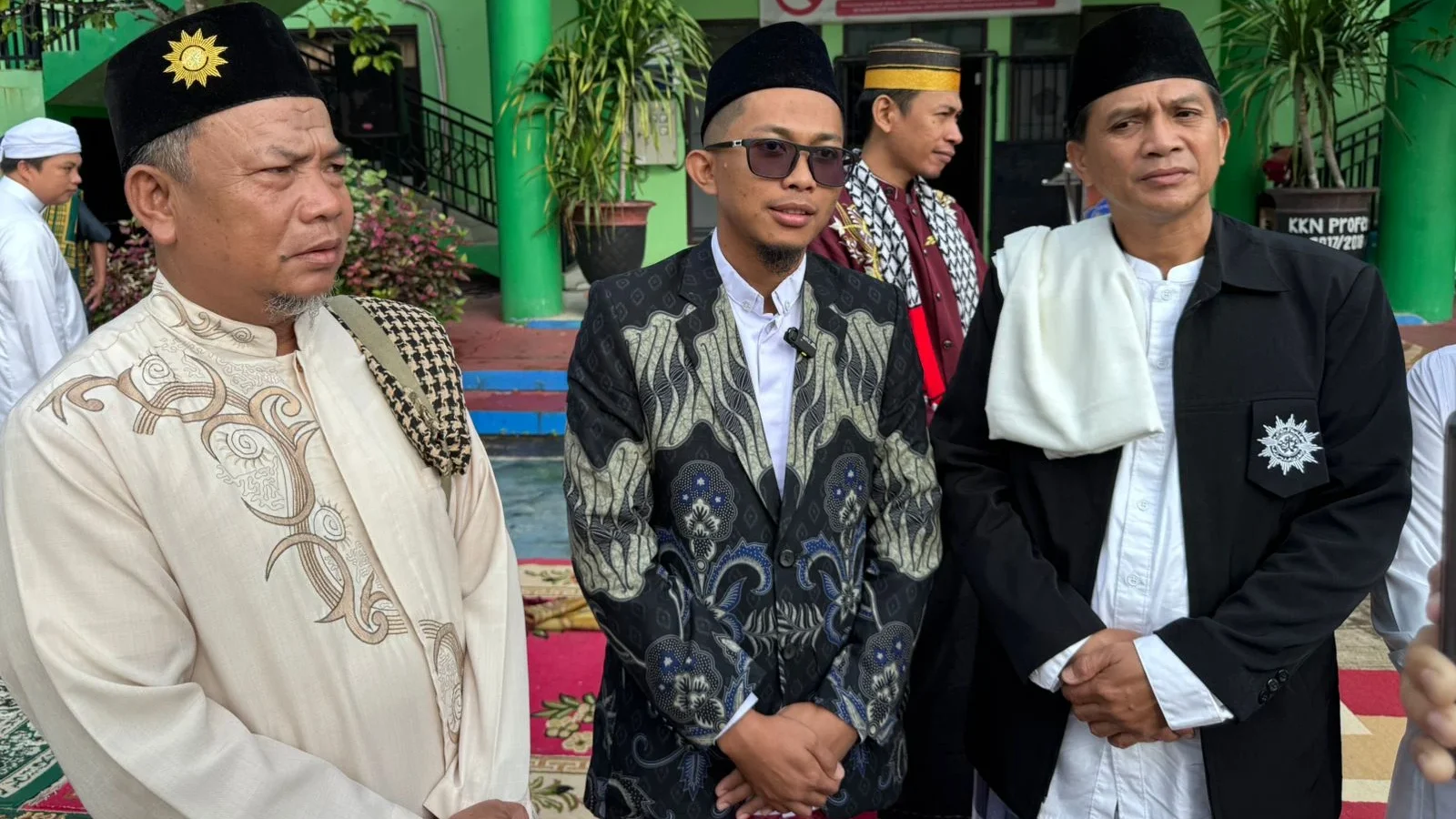 Sekretaris PDM Berau, Dody Wisono (tengah), usai pelaksanaan salat id, Jumat (20/1/2026).