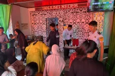 Tak Terhalang Tembok Tinggi, Keteguhan Hati Para Pembesuk Warnai Momen Lebaran di Rutan Berau