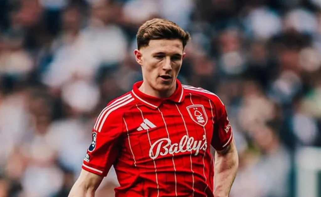 Pemain Nottingham Forest Elliot Anderson (Instagram/@elliotandersonn)