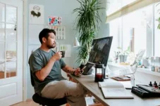 Pemerintah Ungkap Kebijakan WFH untuk ASN: Diterapkan Tiap Hari Jumat