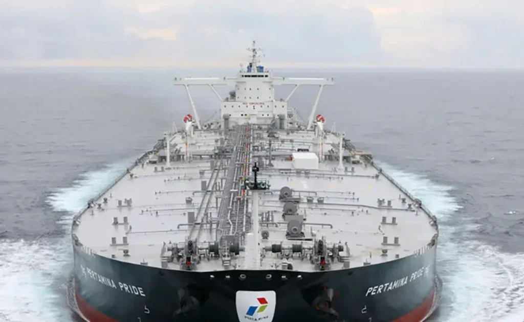 Kapal Tanker milik Pertamina (pertamina-pis.com)