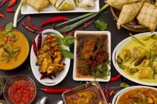 Banyak Makan Saat Lebaran, Ini Tips Cegah Kolesterol Naik