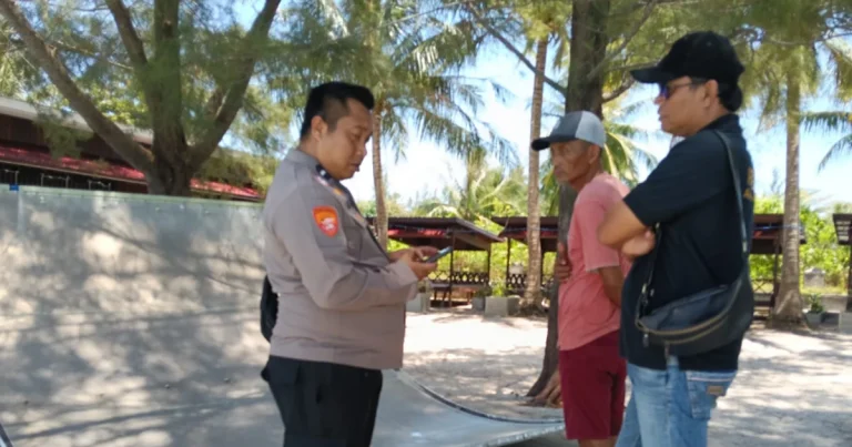 Puing yang diduga komponen satelit yang diamankan di Pulau Derawan. (Ist)