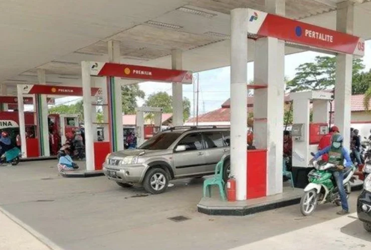 Harga BBM Naik 1 April? Pengamat Prediksi Pertamax-Dexlite Naik Rp 2.000
