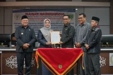 Pemkab dan DPRD Berau Sepakati 8 Raperda Strategis, Fokus Tata Ruang hingga Perlindungan Masyarakat Adat