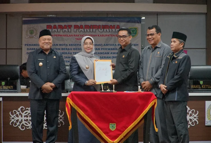 Pemkab dan DPRD Berau Sepakati 8 Raperda Strategis, Fokus Tata Ruang hingga Perlindungan Masyarakat Adat