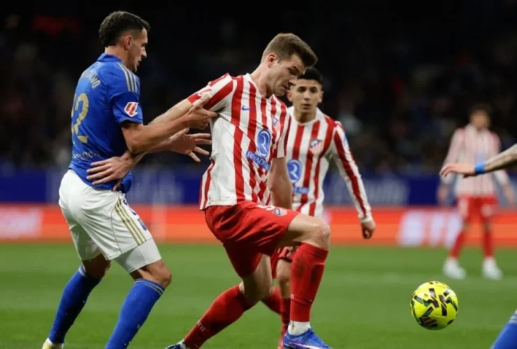 Cedera Bagian Kepala, Alexander Sorloth Potensi Absen Saat Atletico vs Barcelona
