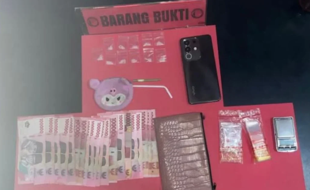 Barang bukti milik MA yang diamankan di Mapolres PPU. (Pusaran)