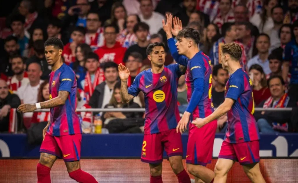 Selebrasi skuad Barcelona usai menjebol gawang Atletico Madrid di La Liga. (fcbarcelona.com)