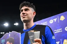 Bastoni Berseragam Barcelona Musim Depan, Kepastiannya Pekan Depan?