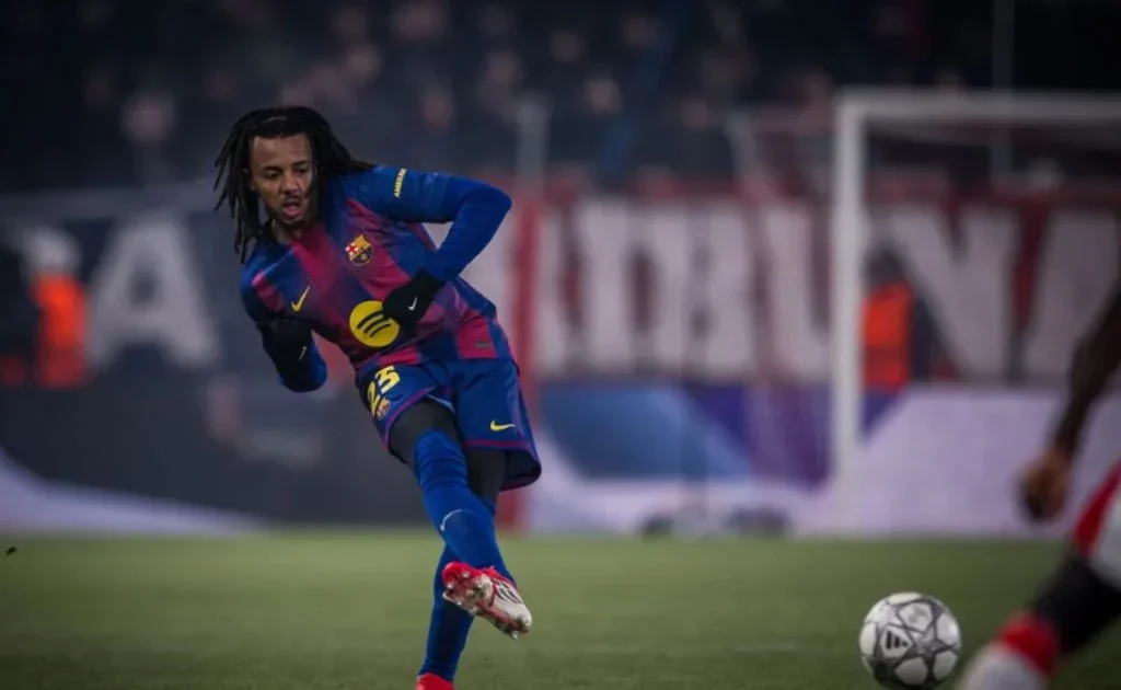 Bek Barcelona Jules Kounde. (fcbarcelona.com)