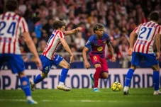 Barcelona Menang 1-2 vs Atletico, Lamine Yamal Kok Ngambek? Hansi Flick Jelaskan Ini