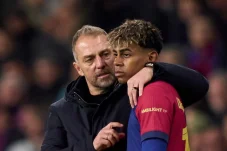 Soal Potensi Hadiah Penalti Barcelona: Protes Hansi Flick Dibantah, Wasit Disebut Sudah Ambil Keputusan Tepat