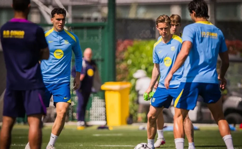Sesi latihan skuad Barcelona. (fcbarcelona.com)