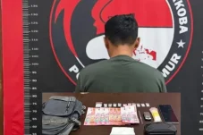 Simpan 11 Paket Sabu, Pria di Bengalon Kaltim Ini Dibuat Keringat Dingin Saat Digrebek Polisi