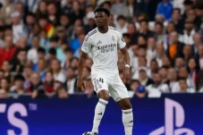 Manchester United Diam-diam Incar Aurelien Tchouameni dari Real Madrid