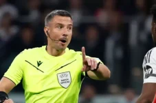 Slavco Vincic Pimpin Laga Bayern vs Madrid Leg 2 Champions League