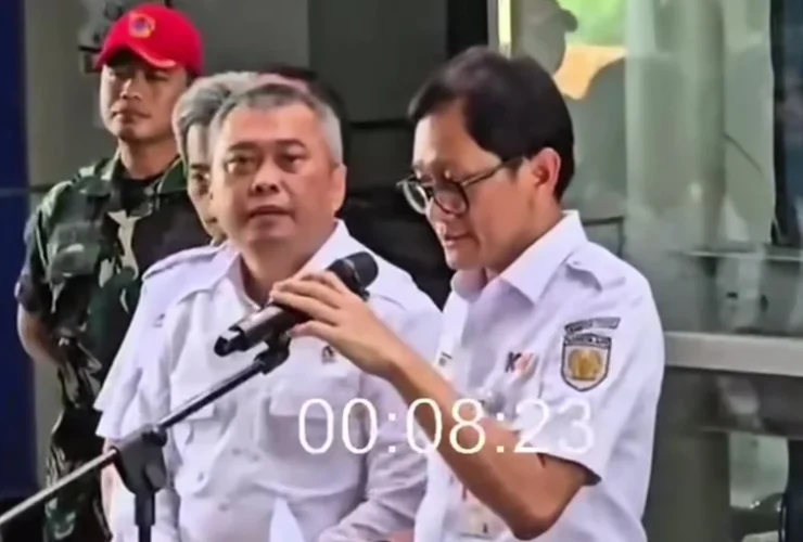 Korban Tewas Tabrakan KRL di Bekasi Capai 15 Orang, Dirut KAI Diminta Mundur