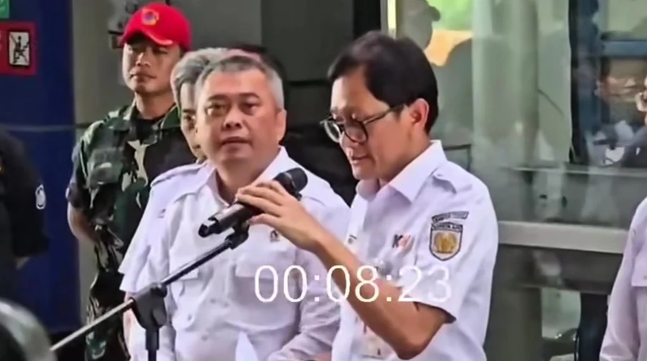 Korban Tewas Tabrakan KRL di Bekasi Capai 15 Orang, Dirut KAI Diminta Mundur