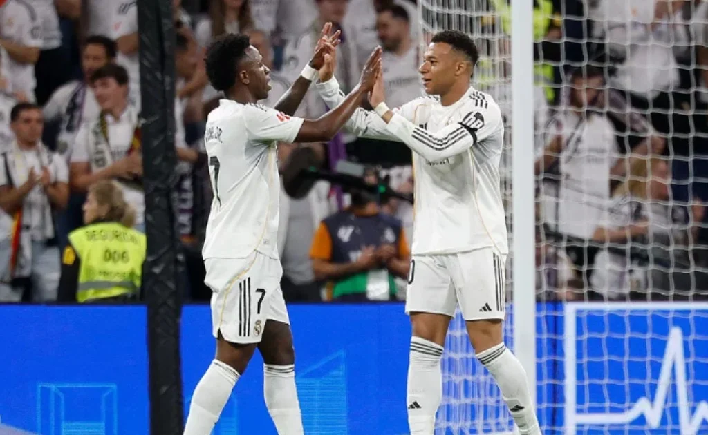 Penyerang Real Madrid Kylian Mbappe dan Vinicius Junior. (realmadrid.com)