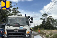 Perbaikan Jalan Labanan–KM 5 Capai 90 Persen, Pengendara Diimbau Tetap Waspada