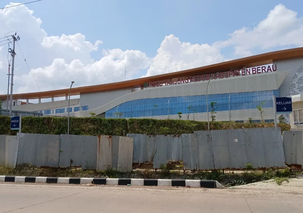 Pembangunan dinding penahan tanah di RSUD Tanjung Redeb menjadi salah satu proyek fisik yang sedang dalam proses lelang tahun ini. (ADRIKNI/BT)