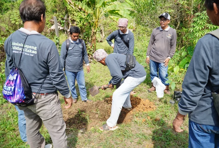 Dari Kebun Percontohan ke Masa Depan Ekonomi: Sekolah Lapang Kakao Berau Cetak Petani Mandiri