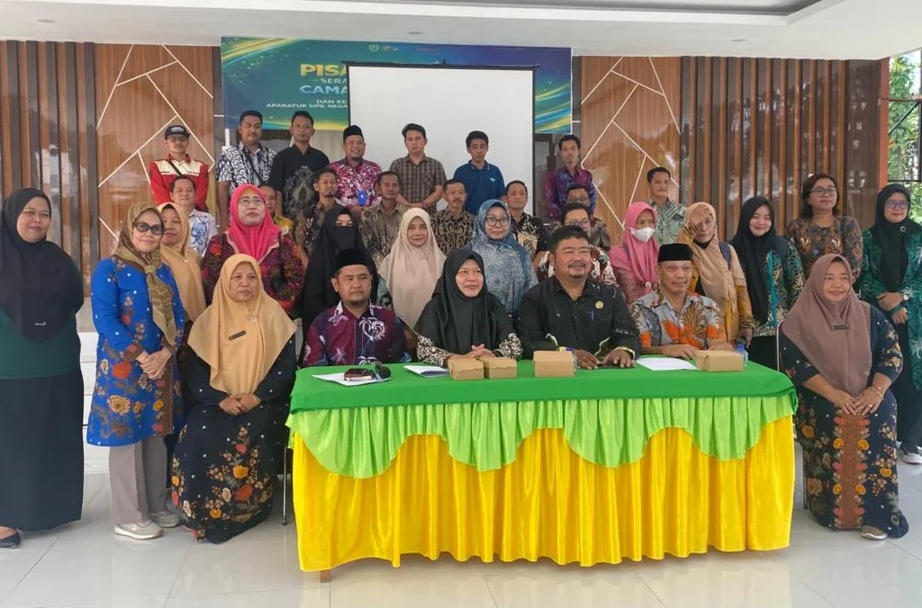 Pertemuan lintas sektor Dinas Kesehatan Berau bersama UPT Puskesmas Sambaliung yang digelar di Pendopo Kecamatan Sambaliung.