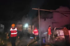 Si Jago Merah Mengamuk di Jalan HARM Ayoeb, Satu Bangunan Kantor Rusak Berat