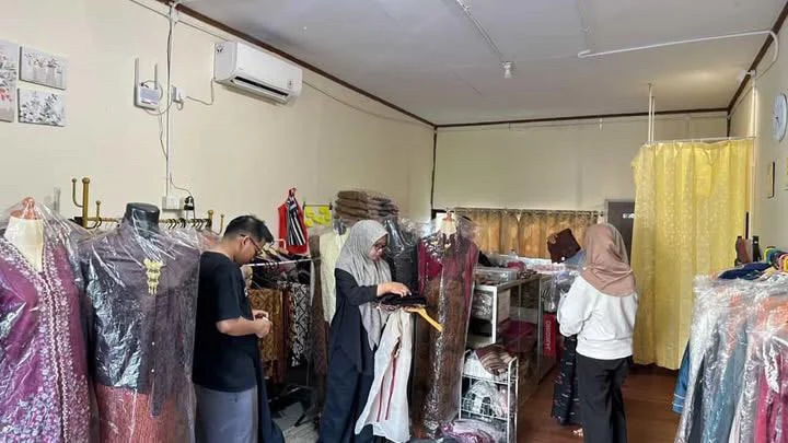 Berawal dari Nikahan Adik, Mei Adeliana Sukses Sulap Kebutuhan Keluarga Jadi Bisnis Kebaya Hits