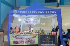 UMKM Lokal Berau Ramaikan Parade Kuliner Nusantara di GOR Pemuda