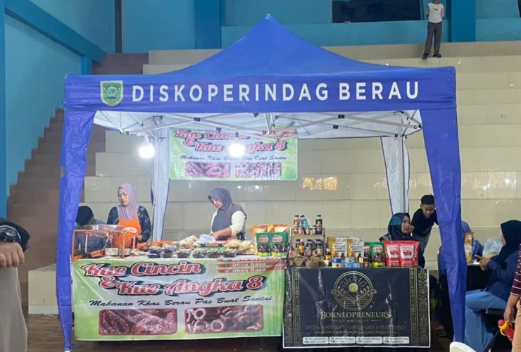 UMKM Lokal Berau Ramaikan Parade Kuliner Nusantara di GOR Pemuda
