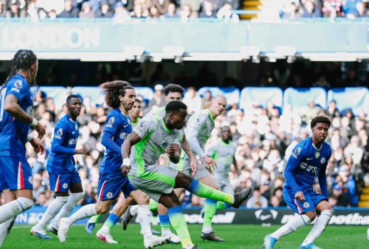 Manchester City Pepet Arsenal, Pep Guardiola Tebar Ancaman Perebutan Trofi Liga Inggris