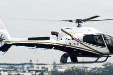 Helikopter Bawa 8 Penumpang Hilang Kontak di Kalbar, Basarnas Bergerak
