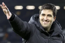 Andoni Iraola dan Antonio Conte Masuk Radar, Siapa Jadi Pelatih Chelsea Selanjutnya?